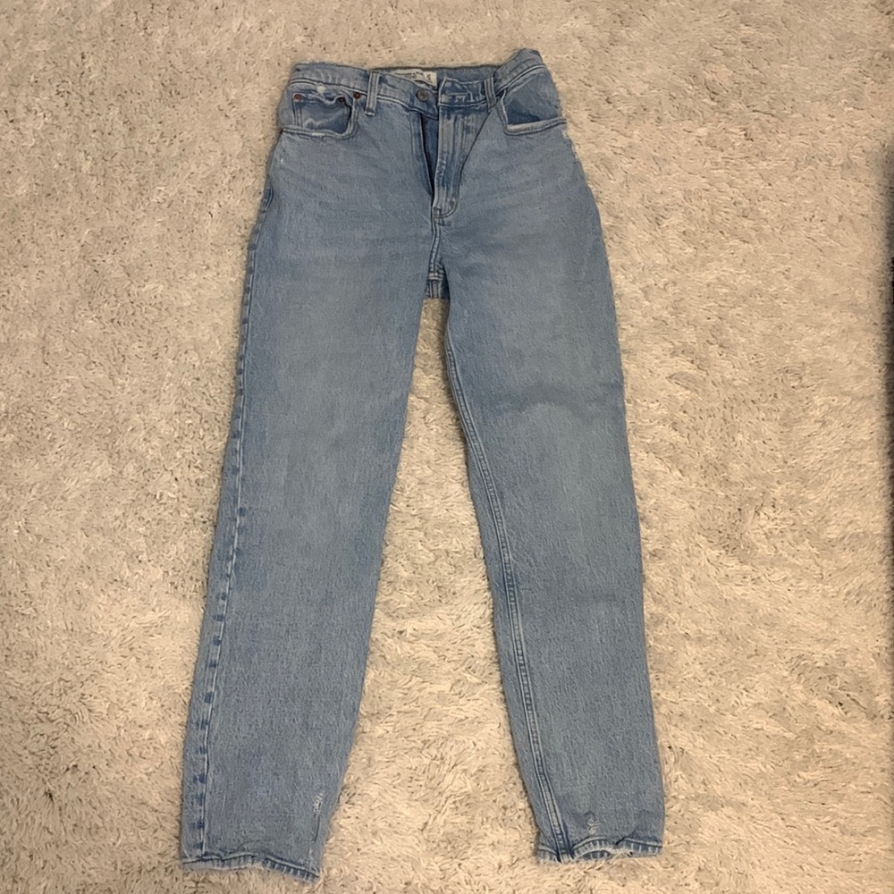 BARELY WORN ABERCROMBIE JEANS